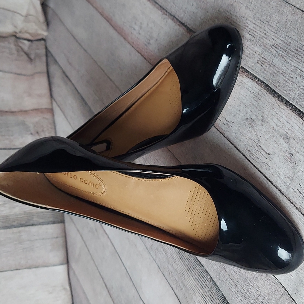 Corsa coma leather pumps